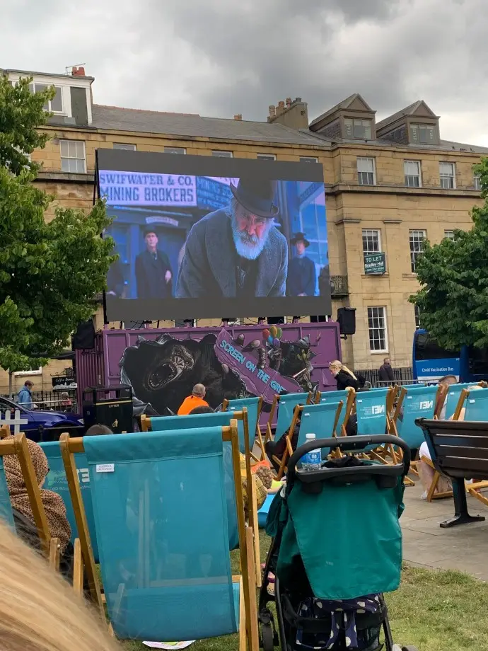 Screen on the Green