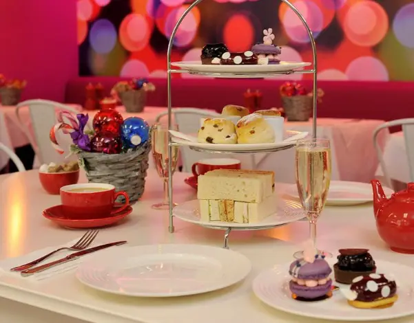 fenwicksfestivetea