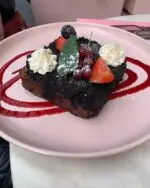 French toast with toasted crushed Oreo mmmmm delish!! At @lailaedinburgh - home of the instagrammable brunch. Had a lush weekend in Edinburgh recently, check out my reels for food, drinks and JK Rowling inspiration for the Harry Potter books 🪄🧙‍♀️

#brunch #visitedinburgh #harrypotter #foodiesofinstagram #instagrammablebrunch #foodblog #neblogs